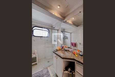 Apartamento à venda com 200m², 3 quartos e 3 vagasBanheiro do Quarto 1 