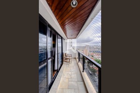 Apartamento à venda com 200m², 3 quartos e 3 vagasVaranda da Sala