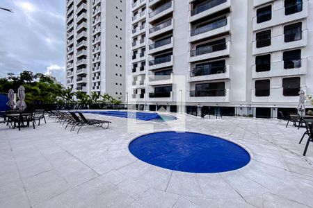 Apartamento à venda com 200m², 3 quartos e 3 vagasÁrea comum - Piscina