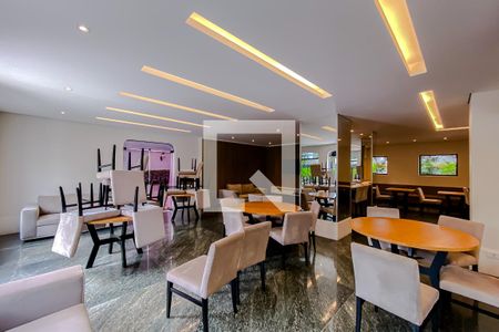 Apartamento à venda com 200m², 3 quartos e 3 vagasÁrea comum - Salão de festas