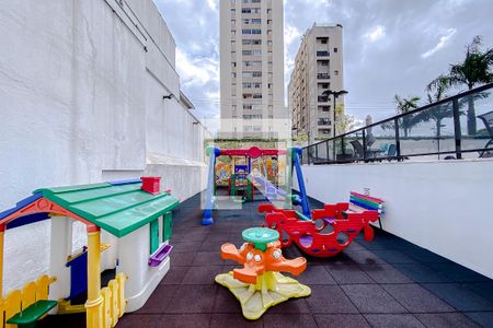 Apartamento à venda com 200m², 3 quartos e 3 vagasÁrea comum - Playground