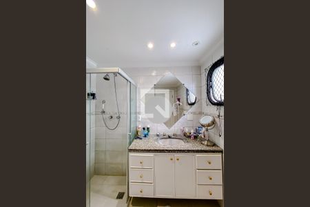 Apartamento à venda com 200m², 3 quartos e 3 vagasBanheiro do Quarto 3