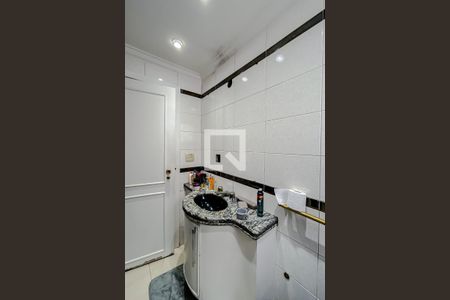 Apartamento à venda com 200m², 3 quartos e 3 vagasBanheiro do Quarto 2