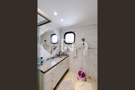 Apartamento à venda com 200m², 3 quartos e 3 vagasBanheiro do Quarto 3