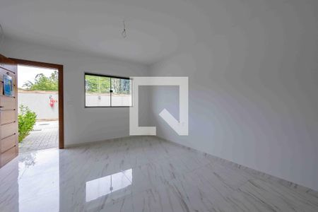 Sala de casa de condomínio à venda com 2 quartos, 120m² em Vargem Grande, Rio de Janeiro