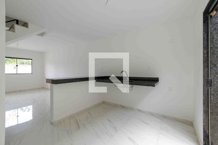 Casa de condomínio à venda com 120m², 2 quartos e 1 vagaCozinha