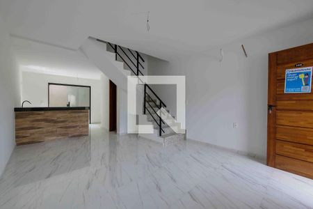 Sala de casa de condomínio à venda com 2 quartos, 120m² em Vargem Grande, Rio de Janeiro