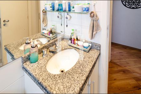 Apartamento à venda com 89m², 3 quartos e 2 vagasBanheiro da Suíte