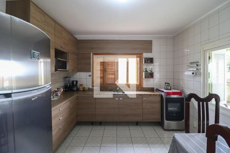 Casa à venda com 150m², 4 quartos e 3 vagasCozinha