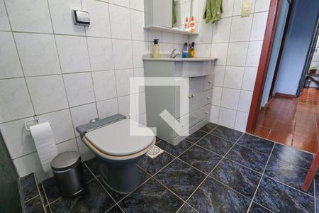 Casa à venda com 150m², 4 quartos e 3 vagasBanheiro 2