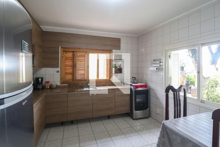 Casa à venda com 150m², 4 quartos e 3 vagasCozinha