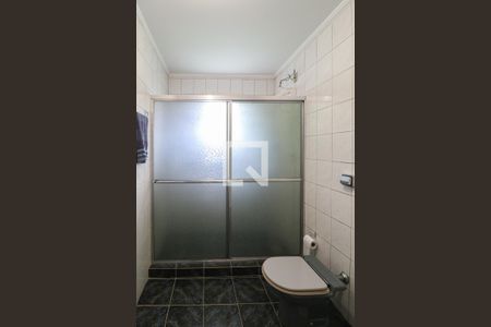 Casa à venda com 150m², 4 quartos e 3 vagasBanheiro 2