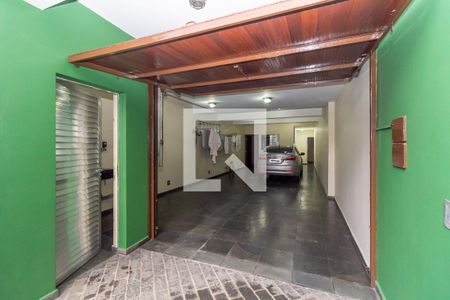 Casa à venda com 308m², 4 quartos e 3 vagasGaragem