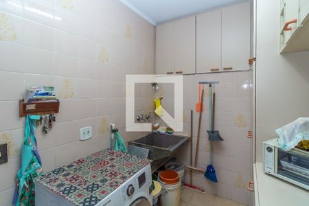 Casa à venda com 308m², 4 quartos e 3 vagasÁrea de Serviço