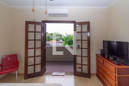 Casa à venda com 308m², 4 quartos e 3 vagasQuarto 4 - Suíte 2