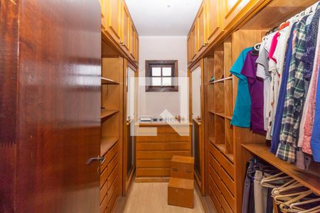 Casa à venda com 308m², 4 quartos e 3 vagasQuarto 4 - Closet