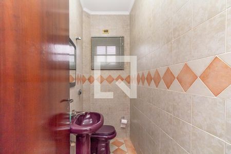 Casa à venda com 308m², 4 quartos e 3 vagasBanheiro 4