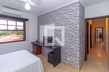 Casa à venda com 308m², 4 quartos e 3 vagasQuarto 2