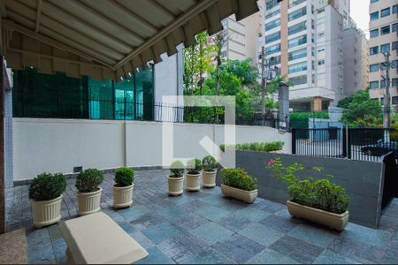 Apartamento à venda com 74m², 2 quartos e 1 vagaEntrada