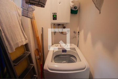 Apartamento à venda com 74m², 2 quartos e 1 vagaÁrea de Serviço