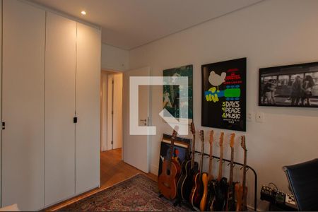 Apartamento à venda com 74m², 2 quartos e 1 vagaQuarto