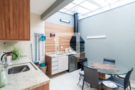 Casa à venda com 120m², 3 quartos e 2 vagas Casa à venda com 120m², 3 quartos e 2 vagasÁrea de Serviço