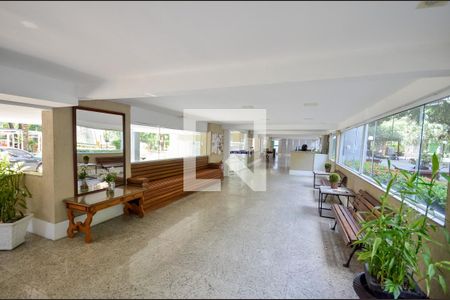 Apartamento para alugar com 69m², 2 quartos e 1 vagaHall