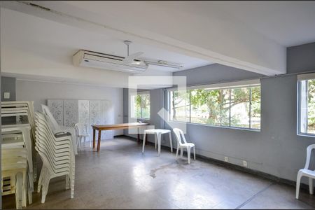 Apartamento para alugar com 69m², 2 quartos e 1 vagaÁrea comum - Salão de festas