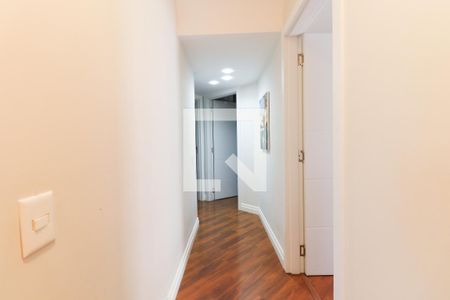 Corredor de apartamento para alugar com 3 quartos, 116m² em Água Verde, Curitiba