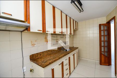Apartamento para alugar com 90m², 2 quartos e 1 vaga Apartamento para alugar com 90m², 2 quartos e 1 vagaCozinha