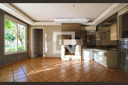 Casa à venda com 3 quartos, 175m² em Rio Branco, Canoas
