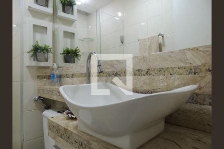 Apartamento para alugar com 72m², 3 quartos e 1 vagaBanheiro Social