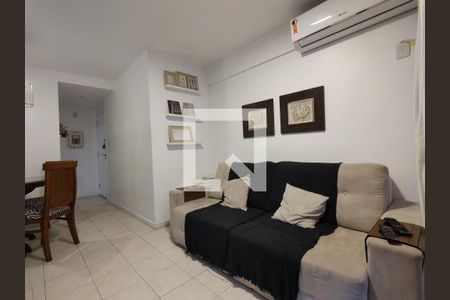 Sala de apartamento para alugar com 3 quartos, 72m² em Jacarepaguá, Rio de Janeiro