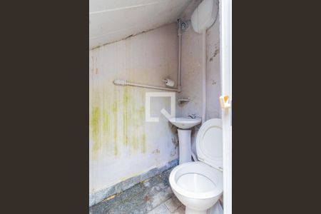 Casa para alugar com 35m², 1 quarto e sem vagaÁrea de Lazer - Banheiro