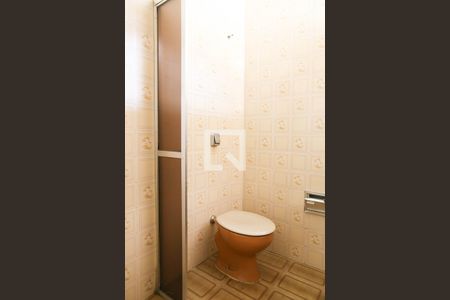 Casa à venda com 128m², 2 quartos e 5 vagas Casa à venda com 128m², 2 quartos e 5 vagasBanheiro