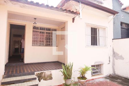 Casa à venda com 128m², 2 quartos e 5 vagas Casa à venda com 128m², 2 quartos e 5 vagasGaragem