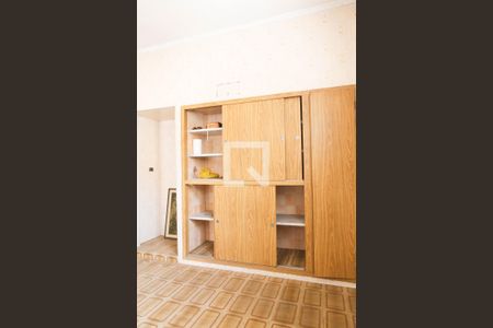 Casa à venda com 128m², 2 quartos e 5 vagas Casa à venda com 128m², 2 quartos e 5 vagasCozinha