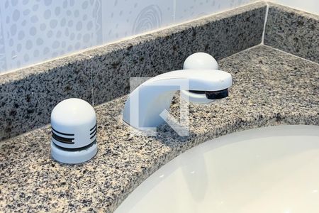 Apartamento para alugar com 75m², 2 quartos e 2 vagasBanheiro da Suíte 1