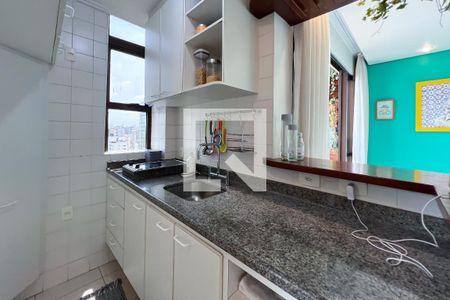 Apartamento para alugar com 75m², 2 quartos e 2 vagasCozinha