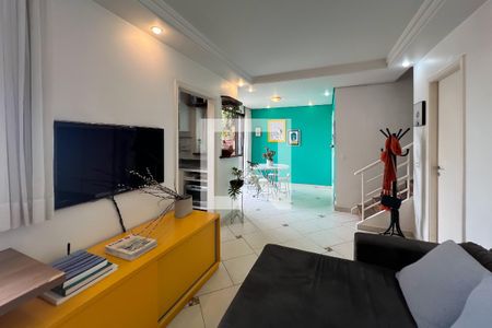 Apartamento para alugar com 75m², 2 quartos e 2 vagasSala