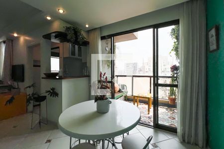 Apartamento para alugar com 75m², 2 quartos e 2 vagasSala