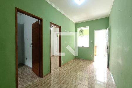 Casa para alugar com 55m², 2 quartos e 1 vagaSala