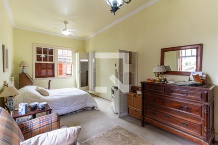 Casa à venda com 400m², 4 quartos e 3 vagas Casa à venda com 400m², 4 quartos e 3 vagasSuíte - Quarto 1 (Superior)