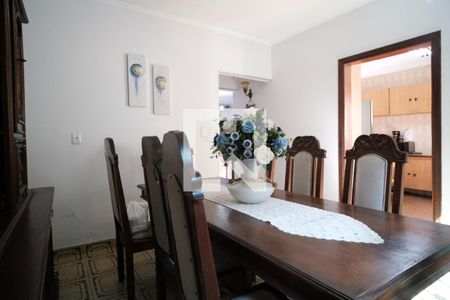 Sala de jantar de casa à venda com 3 quartos, 250m² em Vila Domitila, São Paulo