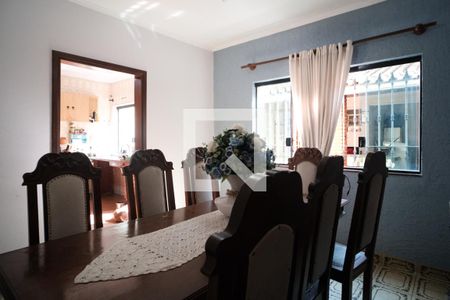 Sala de jantar de casa à venda com 3 quartos, 250m² em Vila Domitila, São Paulo