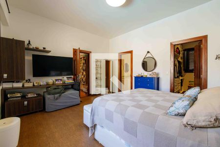 Casa de condomínio para alugar com 700m², 5 quartos e 3 vagas Casa de condomínio para alugar com 700m², 5 quartos e 3 vagasSuíte