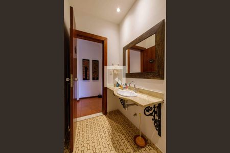 Casa de condomínio para alugar com 700m², 5 quartos e 3 vagas Casa de condomínio para alugar com 700m², 5 quartos e 3 vagasLavabo