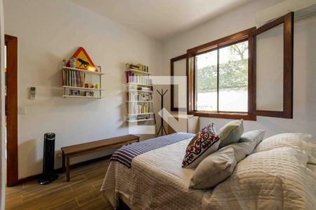 Casa de condomínio para alugar com 700m², 5 quartos e 3 vagas Casa de condomínio para alugar com 700m², 5 quartos e 3 vagasQuarto 2