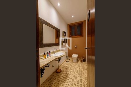 Casa de condomínio para alugar com 700m², 5 quartos e 3 vagas Casa de condomínio para alugar com 700m², 5 quartos e 3 vagasLavabo