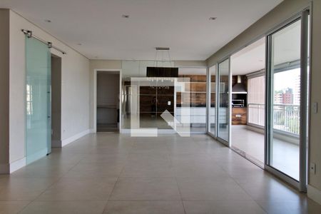 Sala de apartamento para alugar com 3 quartos, 177m² em Jardim Monte Kemel, São Paulo